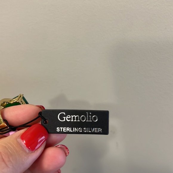 Gemolio Sterling Silver Green Chalcedony Ring size 9 - Picture 8 of 9